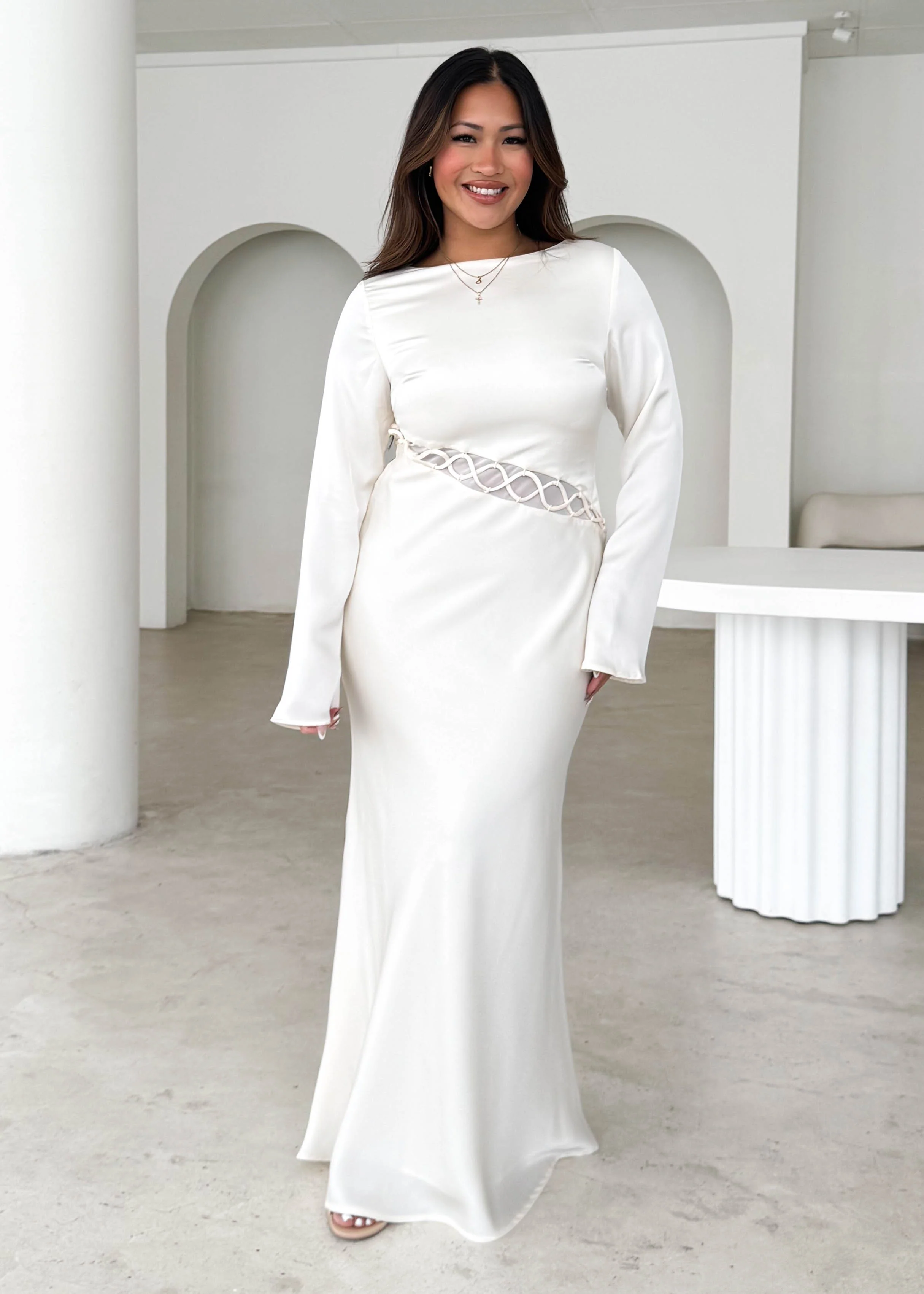 Roby Maxi Dress - Cream - Honorern