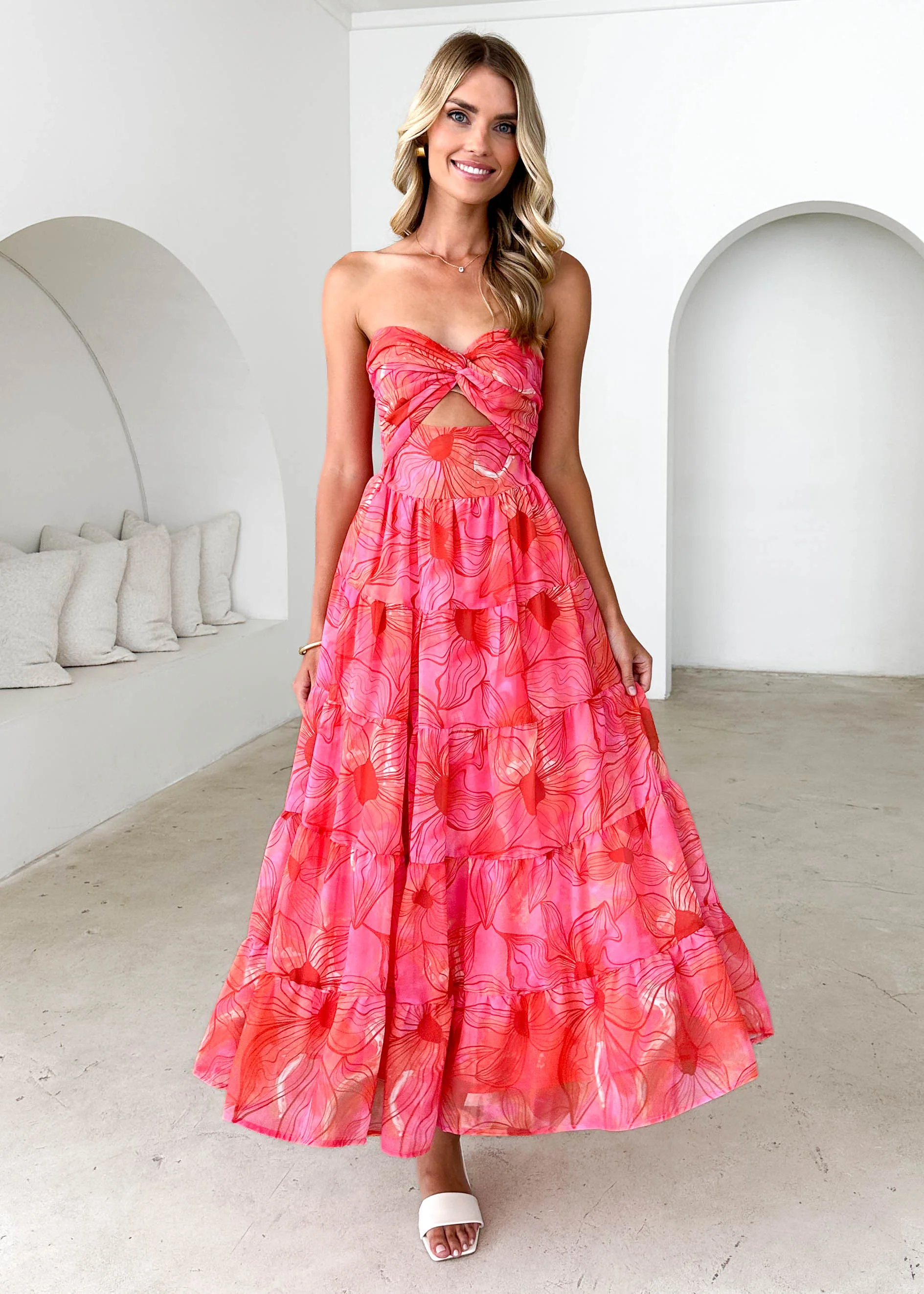 Noda Strapless Maxi Dress - Strawberry Abstract - Honorern