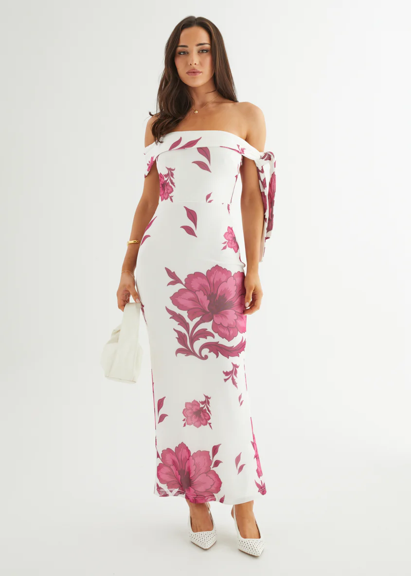 Madisyn Mesh Maxi Dress - Berry Flowers - Honorern