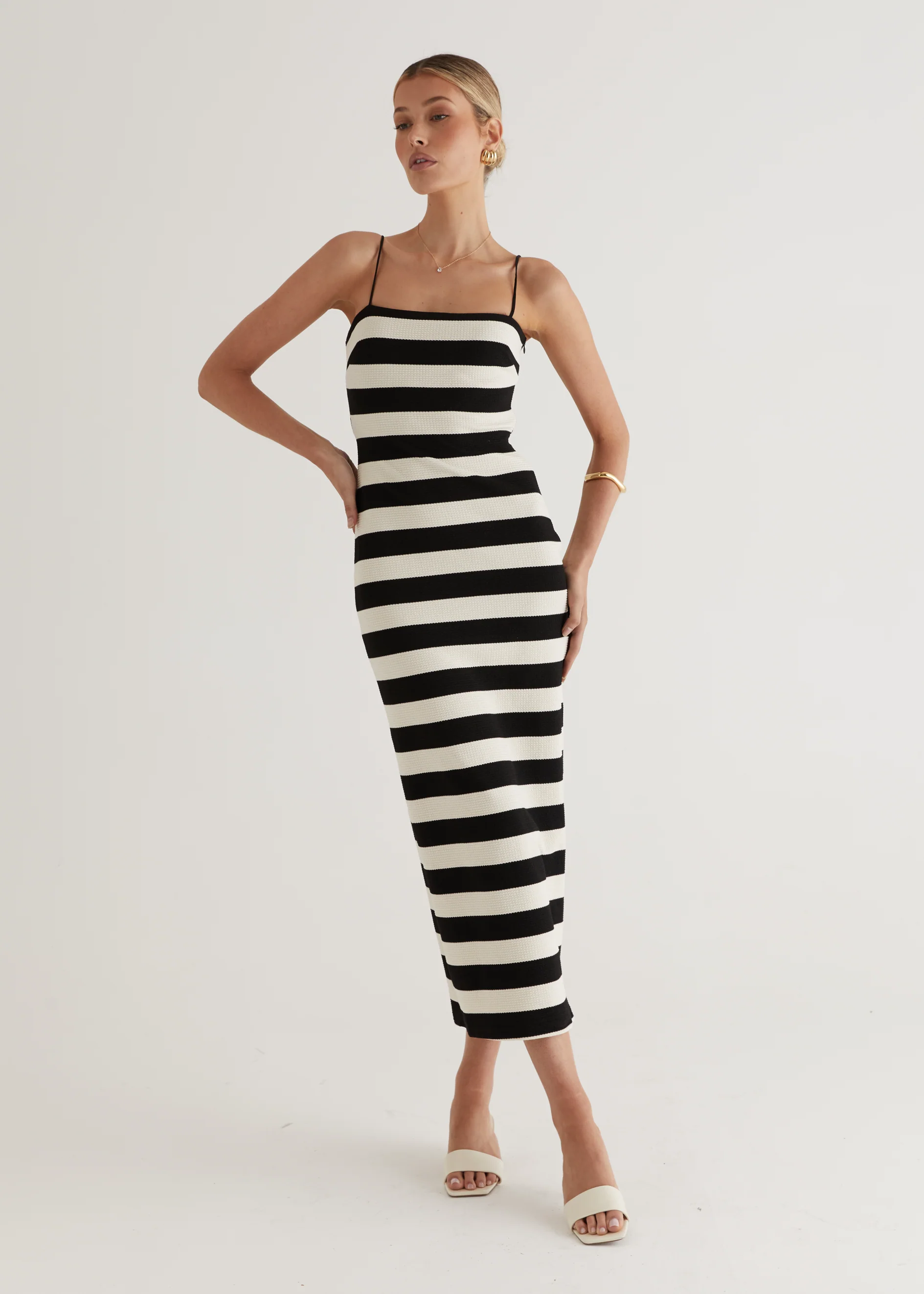 Sandy Knit Midi Dress - Black Stripe - Honorern