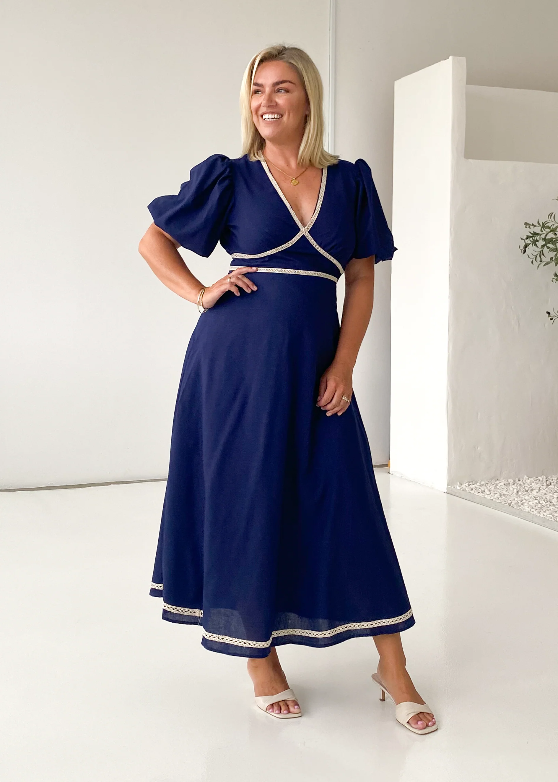 Ellodie Maxi Dress - Navy - Honorern