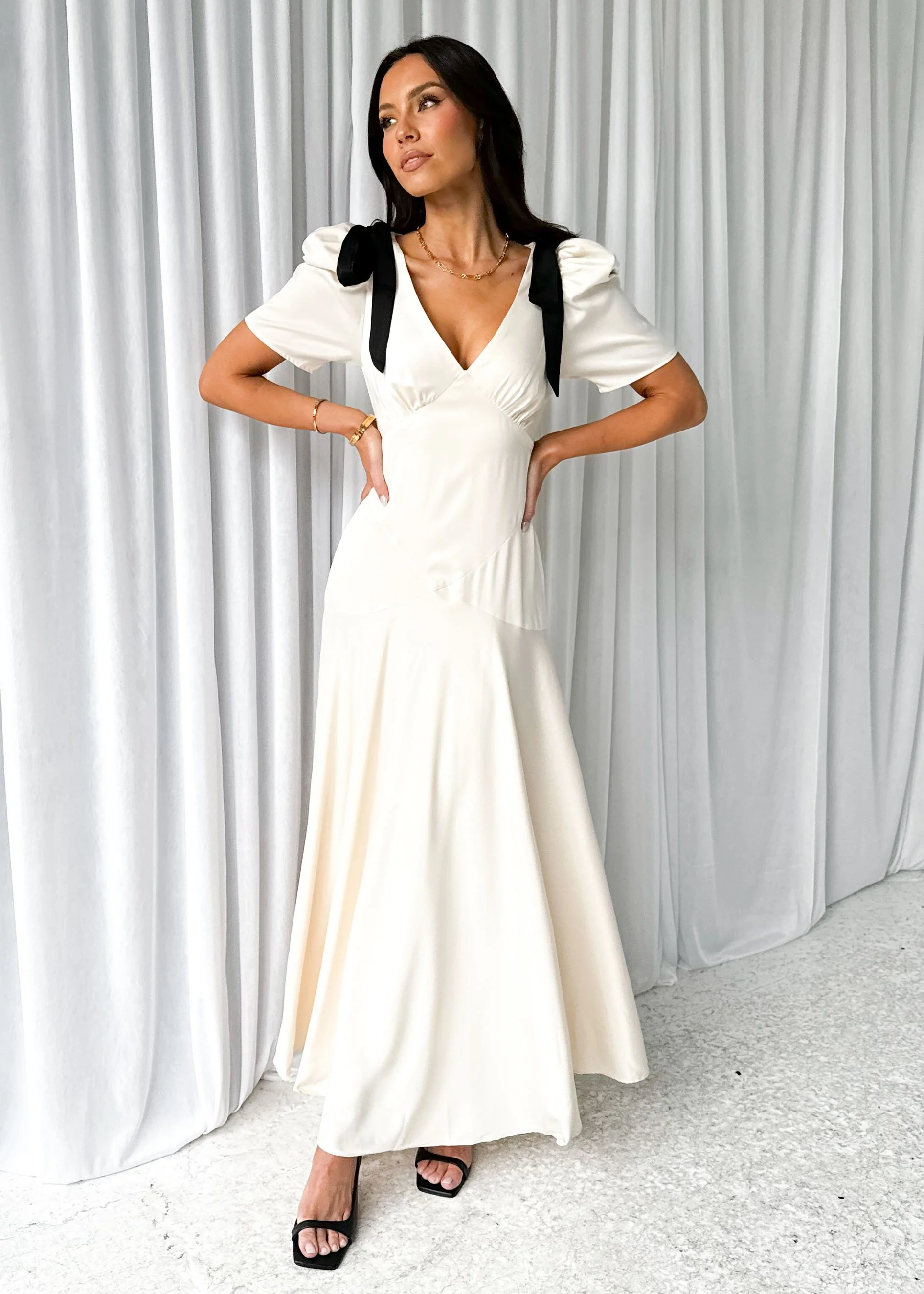 Ettara Maxi Dress - Cream - Honorern